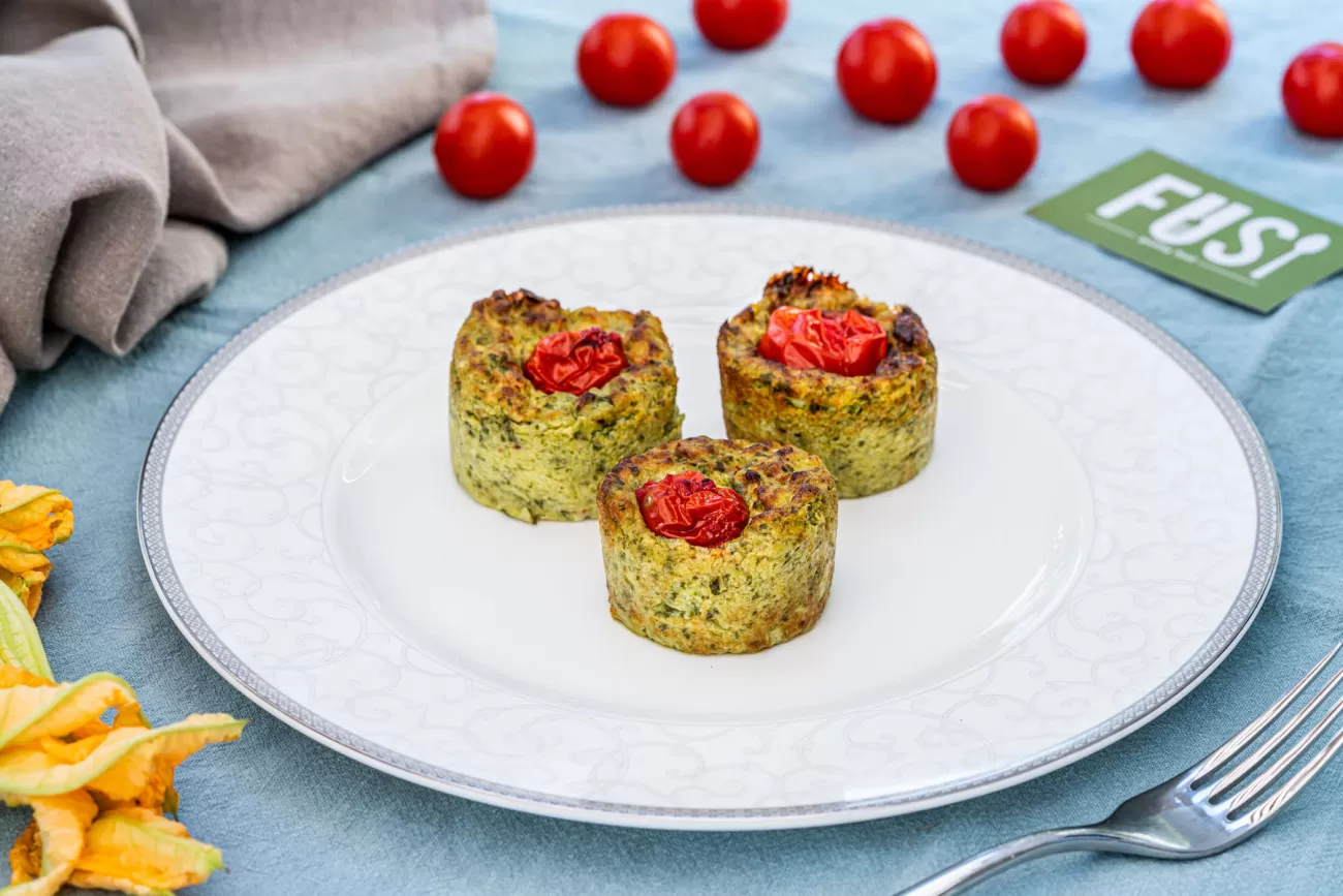 Tortino di broccoli con crema di formaggio – food photography per antipasti