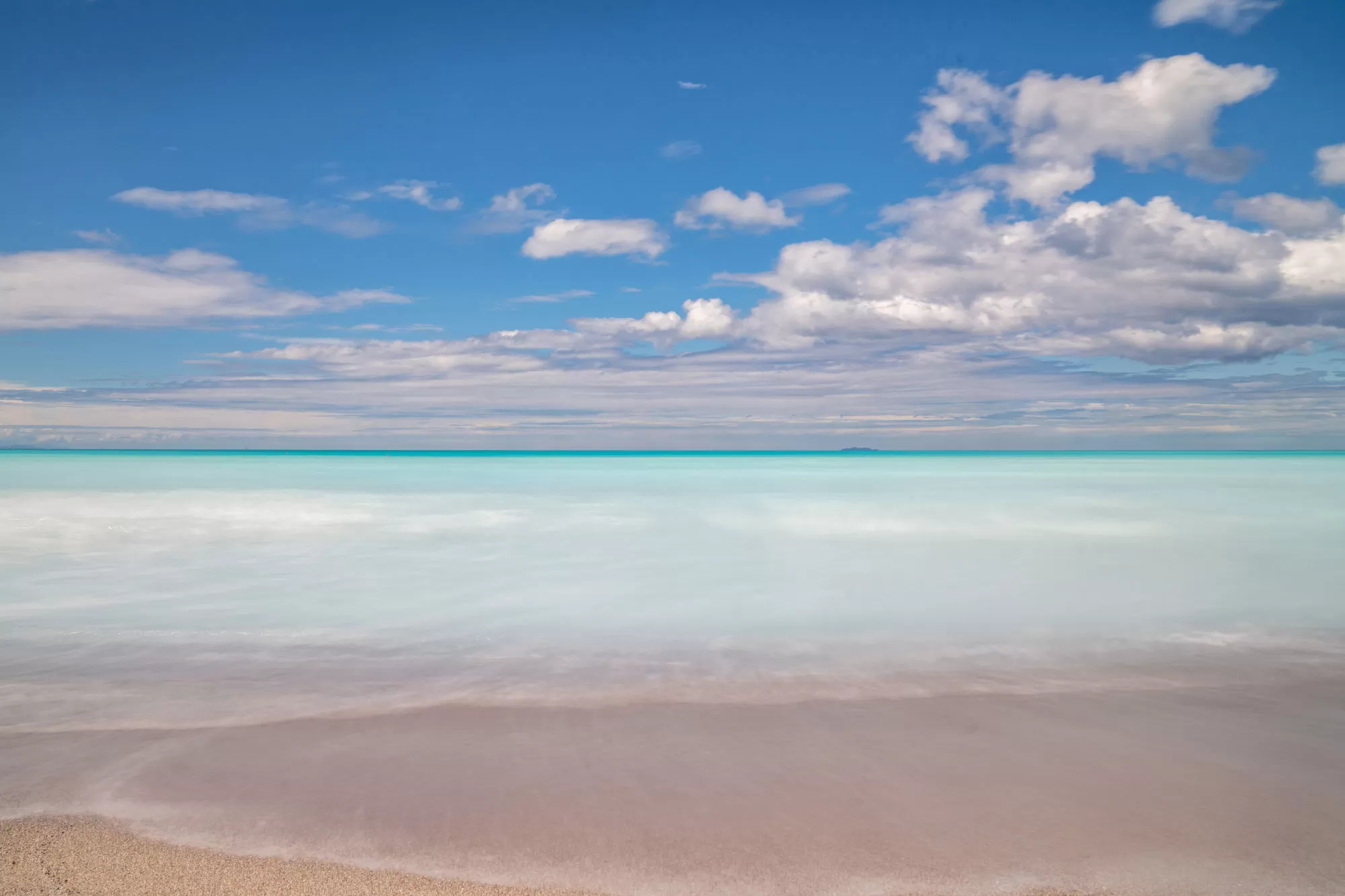 Spiaggia Bianca Tradução De Praia Branca Em Vada Rosignano Imagem