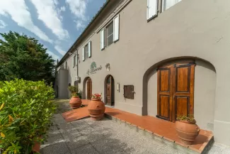 Agriturismo - Fotografia di Esterni